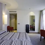ホテル アバ サンタンデール